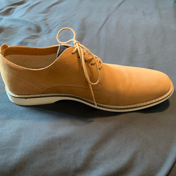 Aldo shoes size 7.5 (Offers are welcome) - Picture 4 of 4